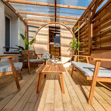 Апартаменты Oulala, Amour, Parking Prive Et Vive La Vie